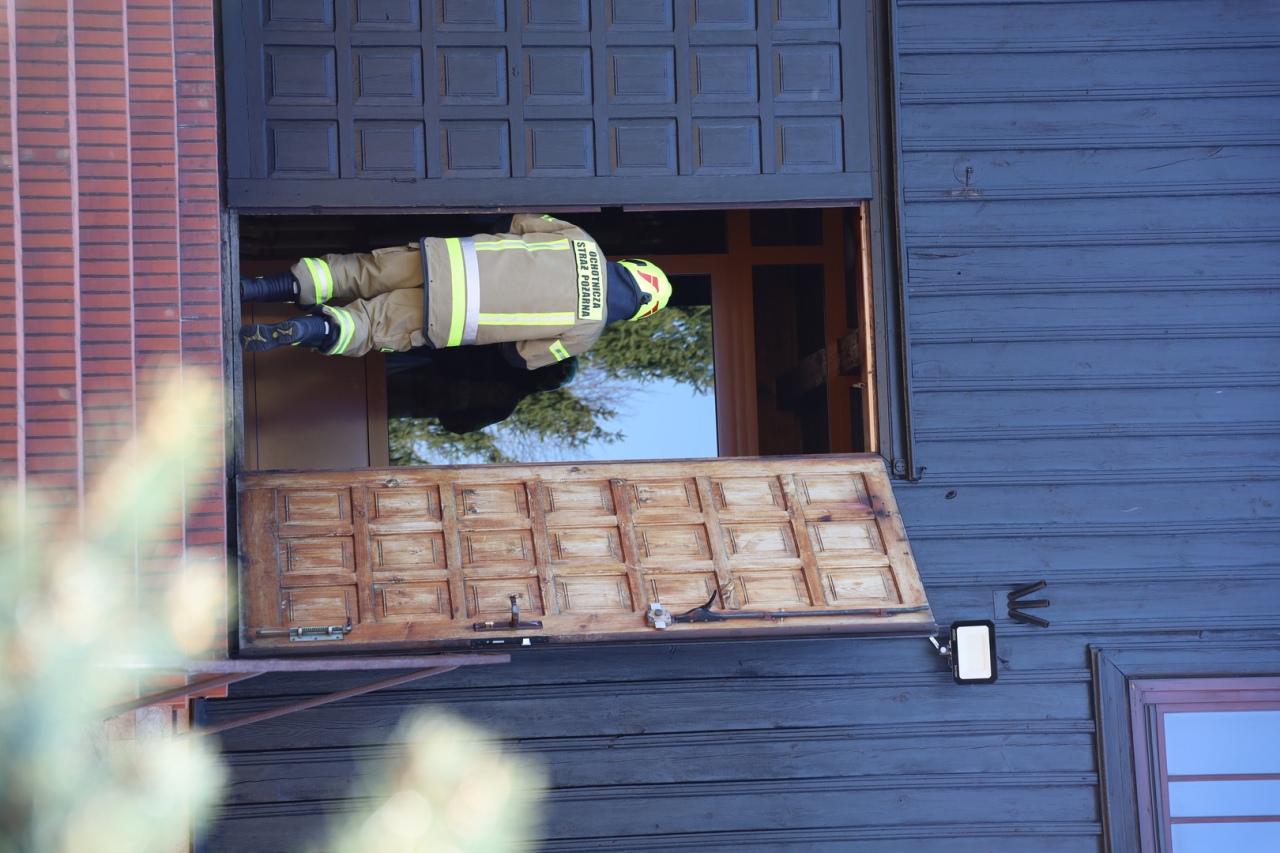 Wielka akcja strażaków w szkołach i pod kościołami. Co się działo w gminie Lelis? [21.04.2026] - zdjęcie #19 - eOstroleka.pl