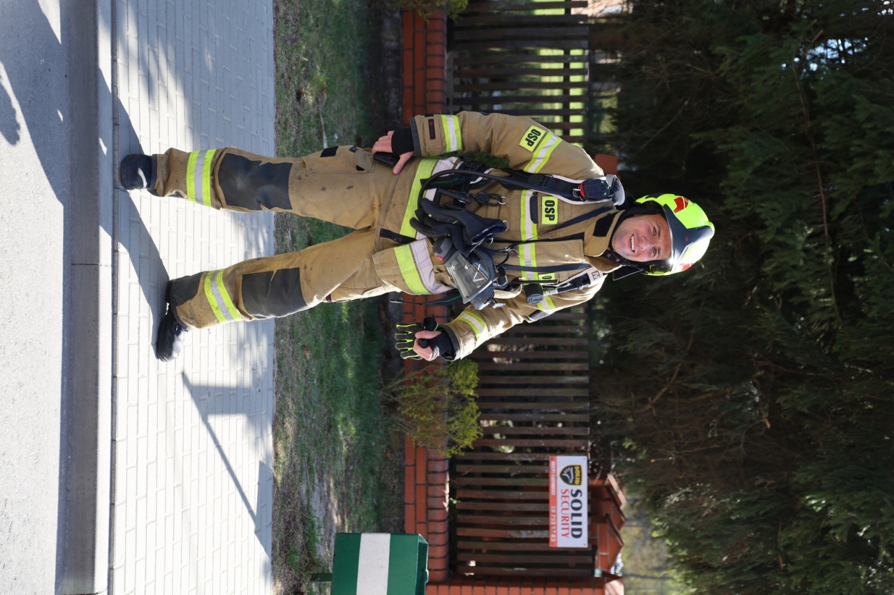 Wielka akcja strażaków w szkołach i pod kościołami. Co się działo w gminie Lelis? [21.04.2026] - zdjęcie #16 - eOstroleka.pl