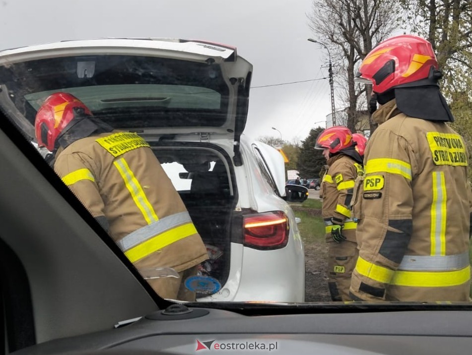 Wypadek na Warszawskiej [28.04.2026] - zdjęcie #7 - eOstroleka.pl