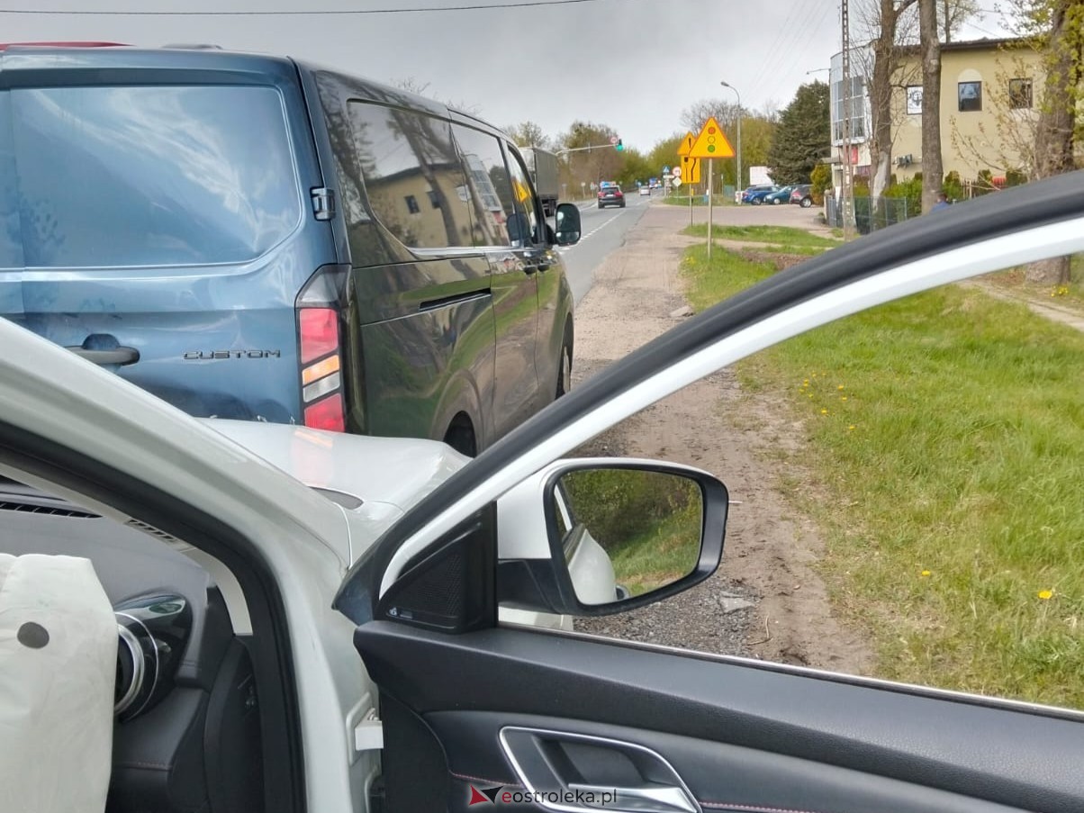 Wypadek na Warszawskiej [28.04.2026] - zdjęcie #6 - eOstroleka.pl
