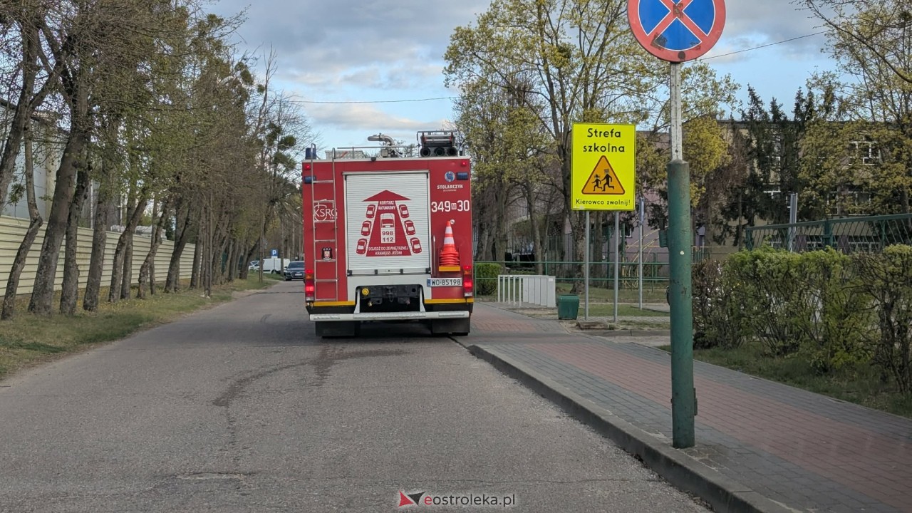Pożar na terenie ZSZ Nr 2 w Ostrołęce [29.04.2026] - zdjęcie #5 - eOstroleka.pl