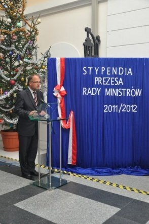 Stypendia Prezesa Rady Ministrów: Najzdolniejsi uczniowie nagrodzeni [29.XI.2011] - zdjęcie #9 - eOstroleka.pl