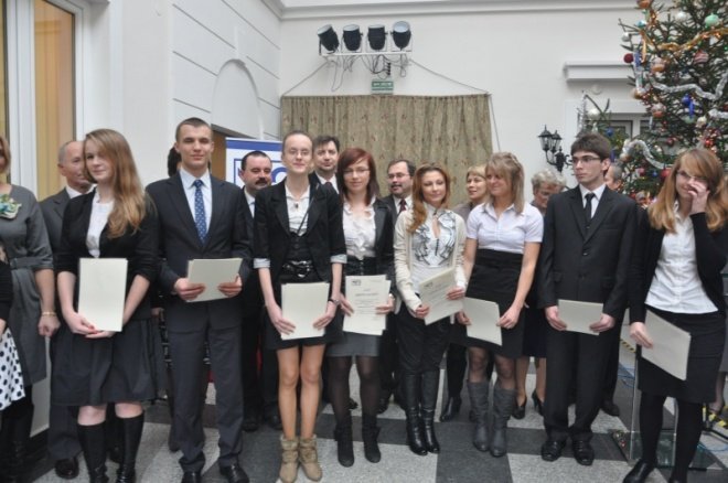 Stypendia Prezesa Rady Ministrów: Najzdolniejsi uczniowie nagrodzeni [29.XI.2011] - zdjęcie #18 - eOstroleka.pl