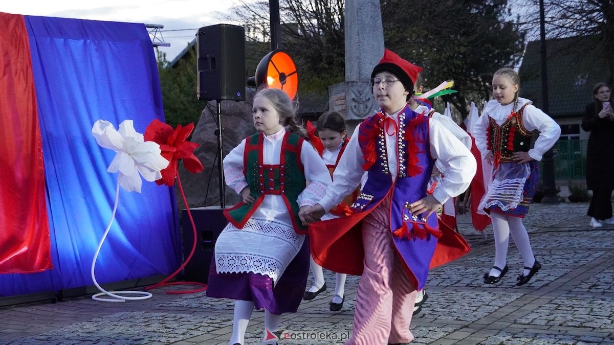 Patriotyczny przemarsz ulicami Czerwina [29.04.2026] - zdjęcie #5 - eOstroleka.pl