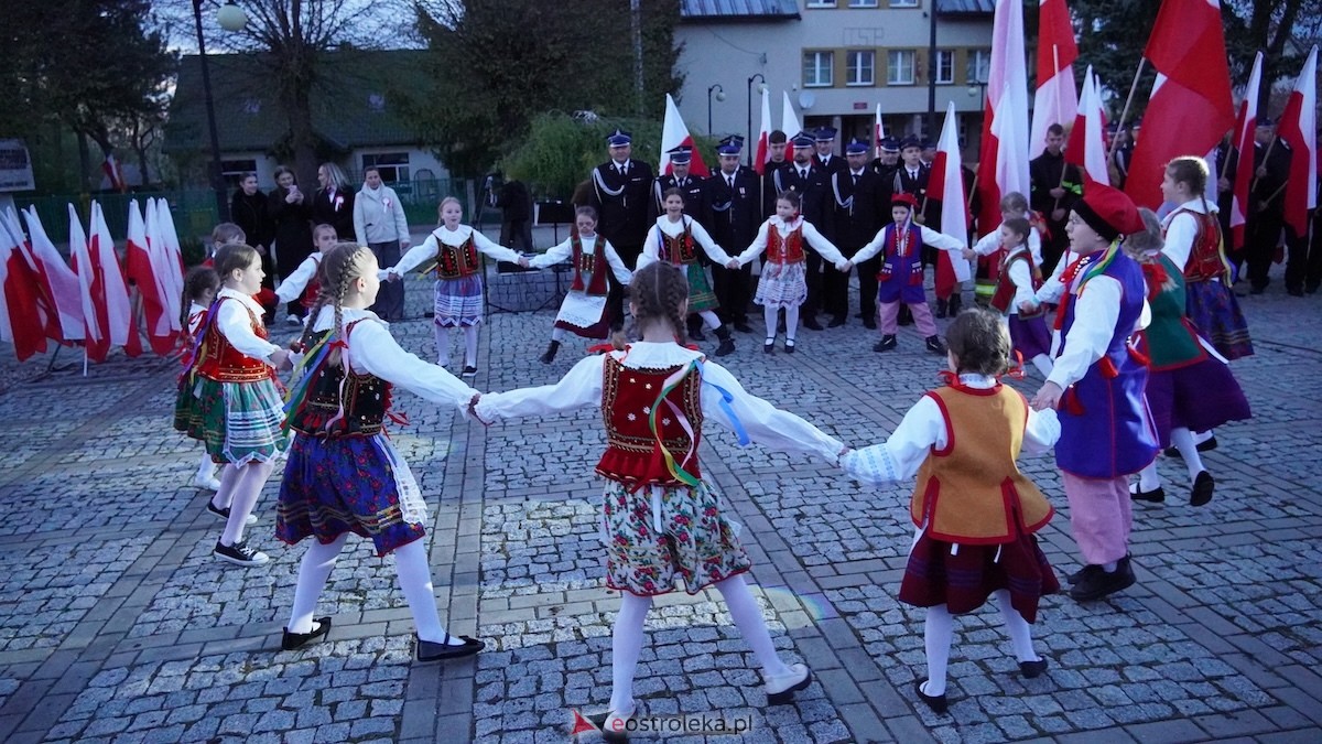 Patriotyczny przemarsz ulicami Czerwina [29.04.2026] - zdjęcie #4 - eOstroleka.pl