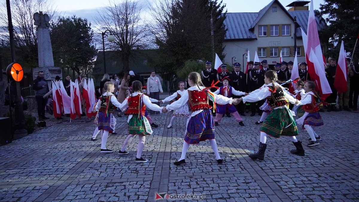 Patriotyczny przemarsz ulicami Czerwina [29.04.2026] - zdjęcie #2 - eOstroleka.pl