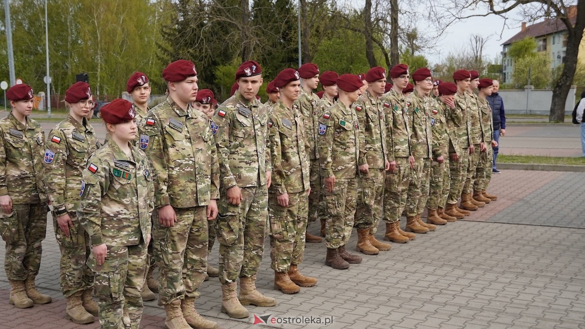 Happening Nasza Flaga nad Narwią w Ostrołęce [30.04.2026] - zdjęcie #73 - eOstroleka.pl