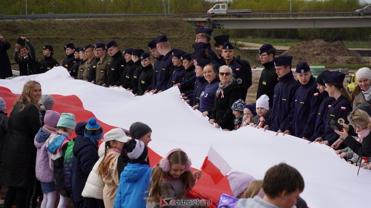 Happening Nasza Flaga nad Narwią w Ostrołęce [30.04.2026] - zdjęcie #13 - eOstroleka.pl