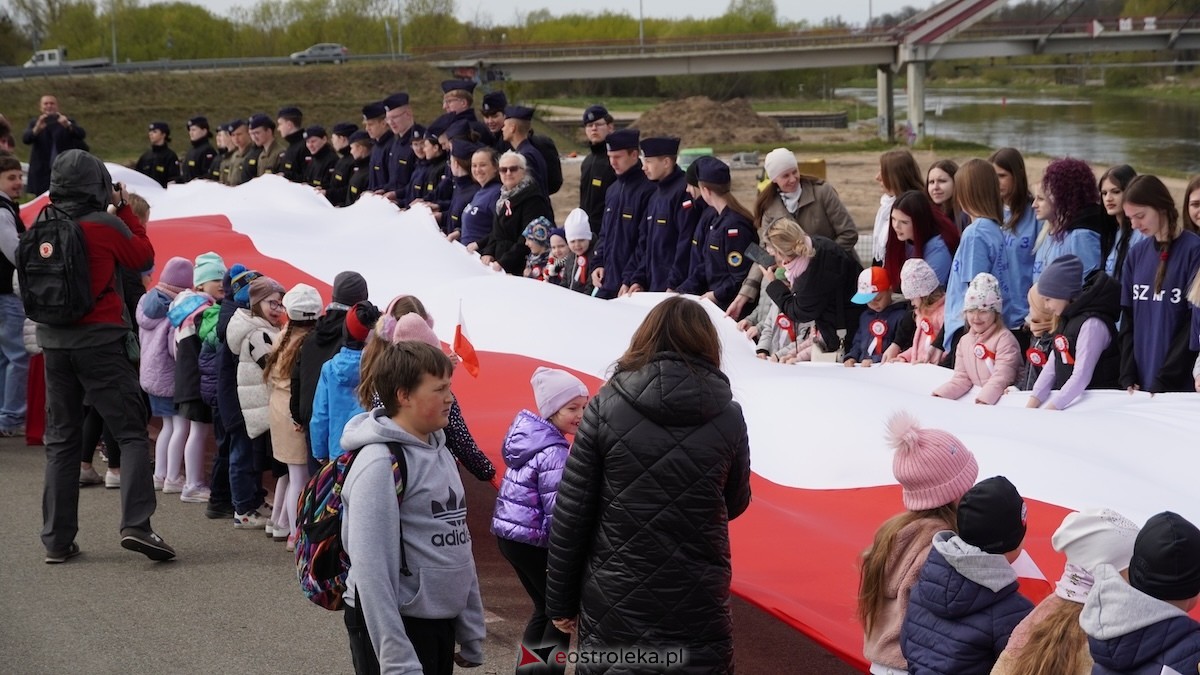 Happening Nasza Flaga nad Narwią w Ostrołęce [30.04.2026] - zdjęcie #12 - eOstroleka.pl