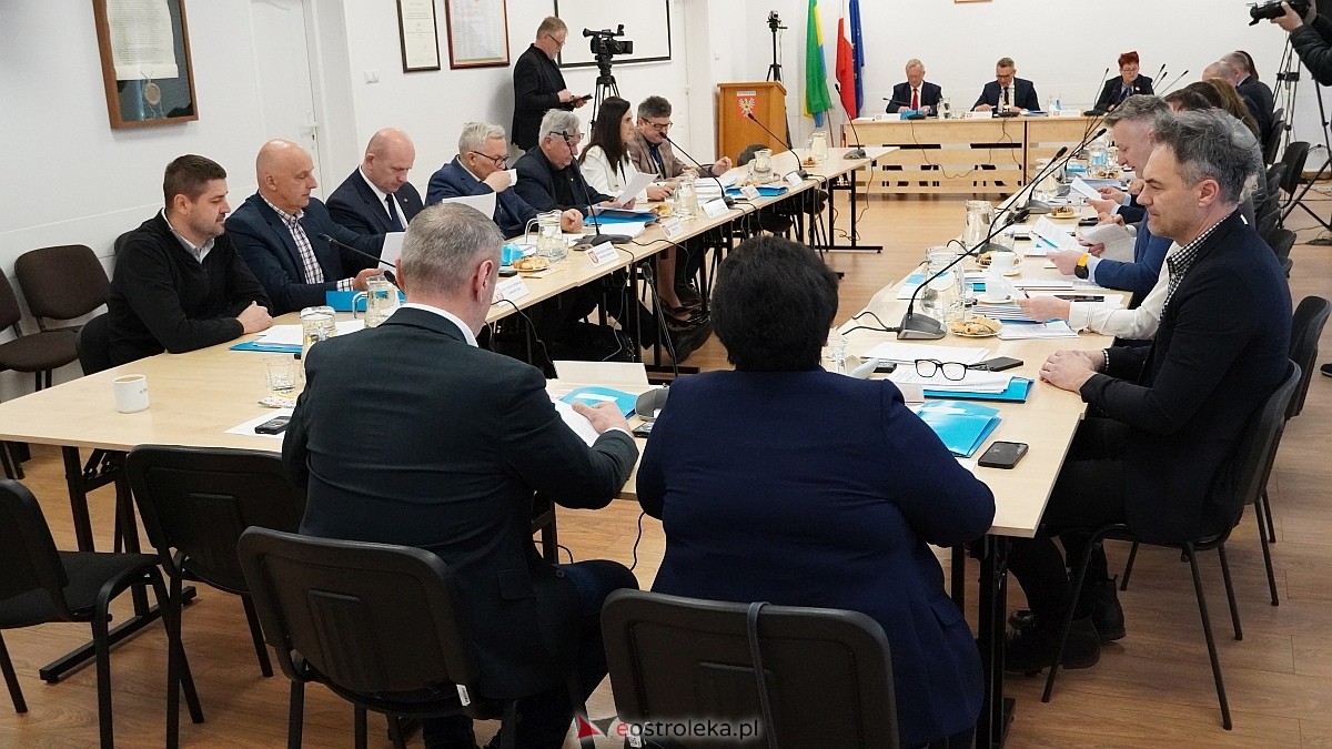 Sesja rady Miasta w Ostrołęce [30.04.2026] - zdjęcie #48 - eOstroleka.pl