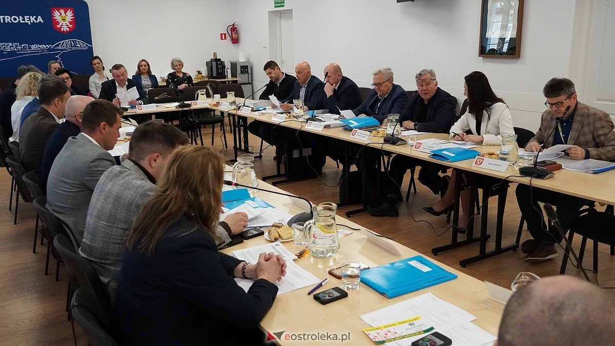 Sesja rady Miasta w Ostrołęce [30.04.2026] - zdjęcie #8 - eOstroleka.pl