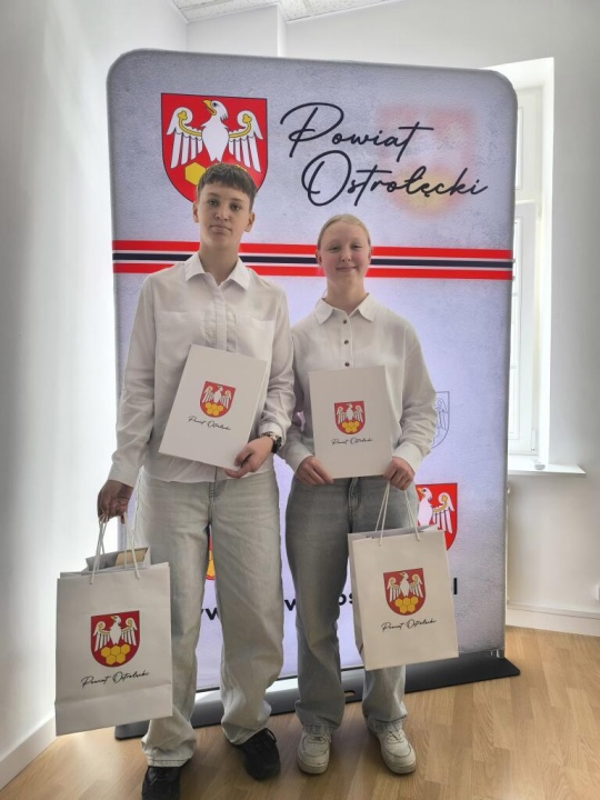Nagrody starosty ostrołęckiego dla sportowców [30.04.2026] - zdjęcie #9 - eOstroleka.pl