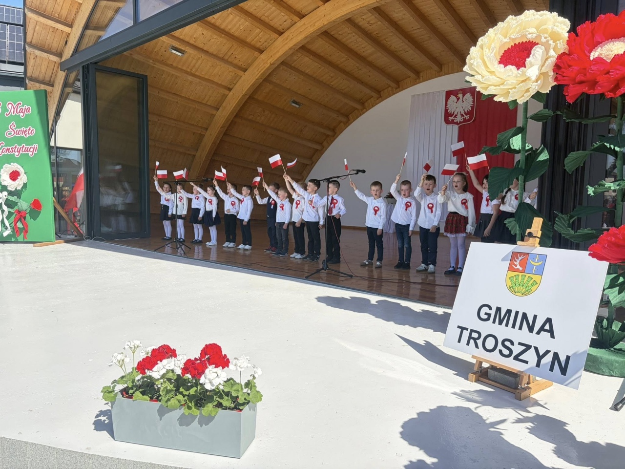Obchody Święta Konstytucji 3 Maja w Troszynie [3.05.2026] - zdjęcie #5 - eOstroleka.pl