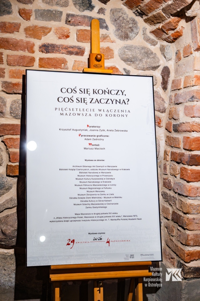 Otwarcie wystawy  „Coś się kończy, coś się zaczyna? Pięćsetlecie włączenia Mazowsza do Korony. [29.04.2026] - zdjęcie #6 - eOstroleka.pl
