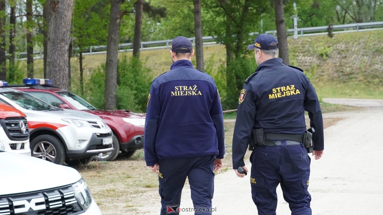 Ostrołęka wstrzymała oddech! Co wydarzyło się na moście Madalińskiego i w pobliskim parku? [07.05.2026] - zdjęcie #98 - eOstroleka.pl