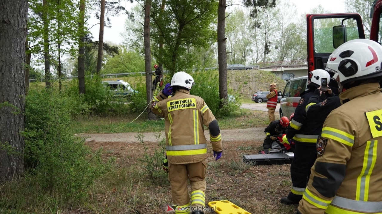 Ostrołęka wstrzymała oddech! Co wydarzyło się na moście Madalińskiego i w pobliskim parku? [07.05.2026] - zdjęcie #10 - eOstroleka.pl