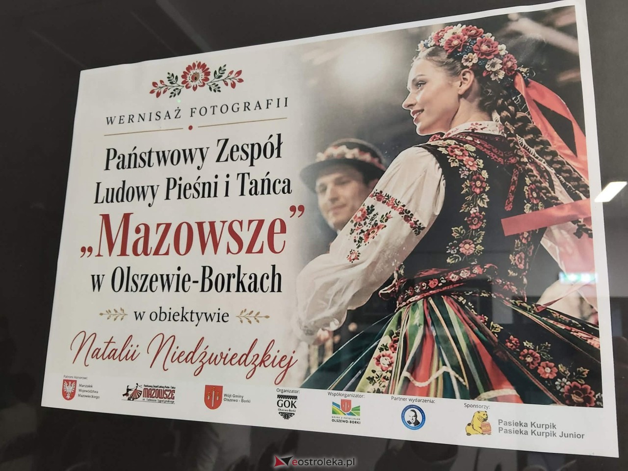 Wernisaż wystawy Mazowsze w obiektywie Natalii Niedźwiedzkiej [08.05.2026] - zdjęcie #50 - eOstroleka.pl
