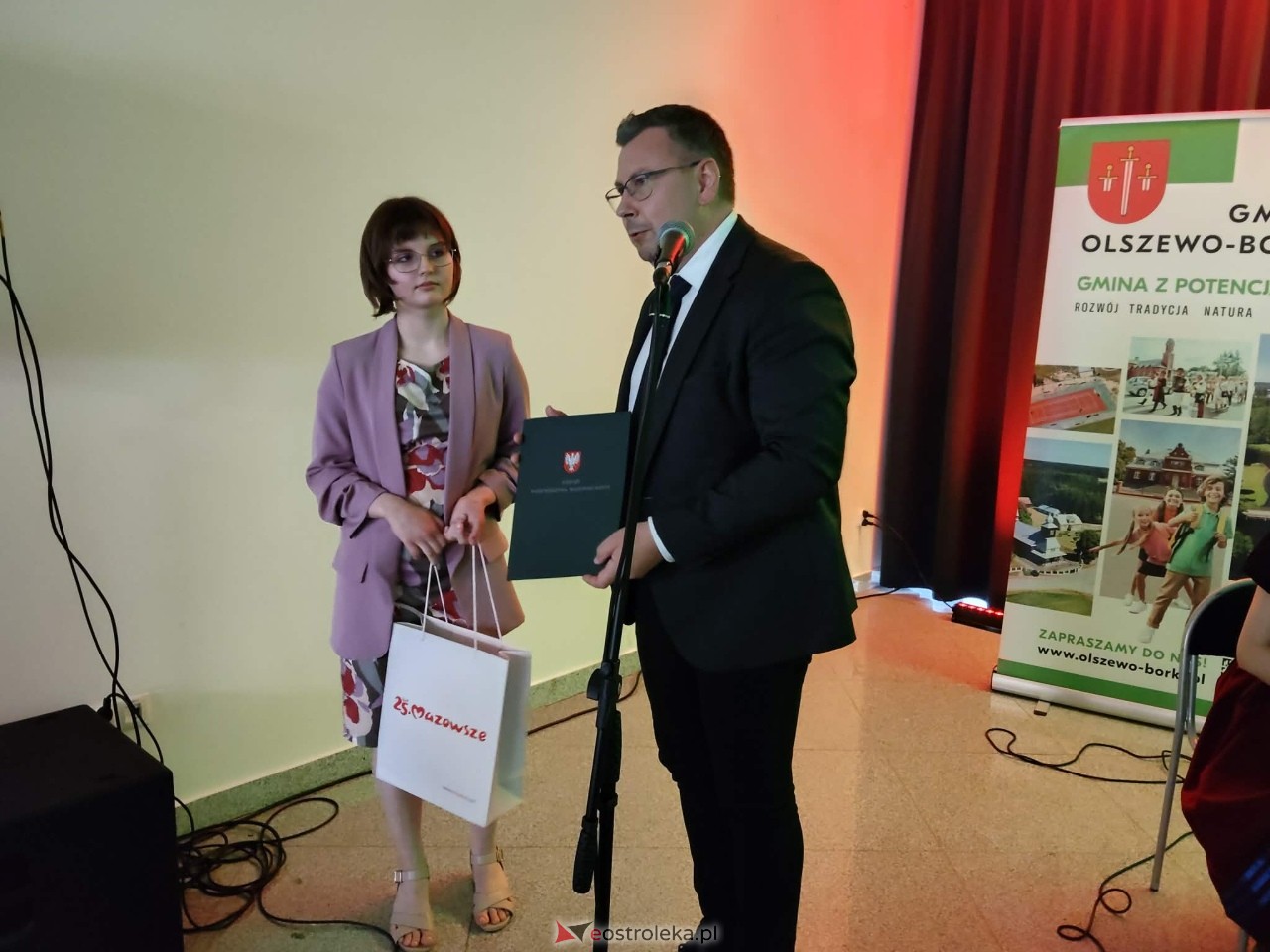 Wernisaż wystawy Mazowsze w obiektywie Natalii Niedźwiedzkiej [08.05.2026] - zdjęcie #6 - eOstroleka.pl
