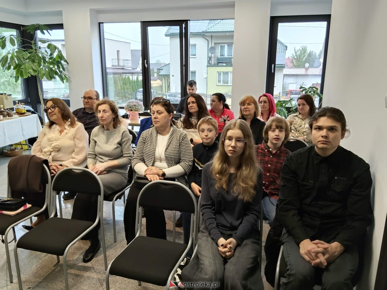 Wernisaż wystawy Mazowsze w obiektywie Natalii Niedźwiedzkiej [08.05.2026] - zdjęcie #2 - eOstroleka.pl