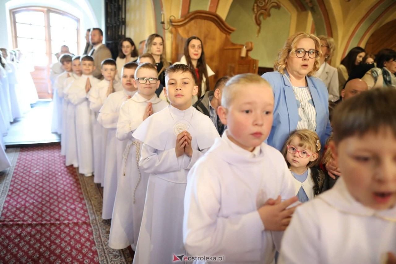 I Komunia Święta w sanktuarium pw. św. Antoniego Padewskiego [.09.05.2026] - zdjęcie #59 - eOstroleka.pl