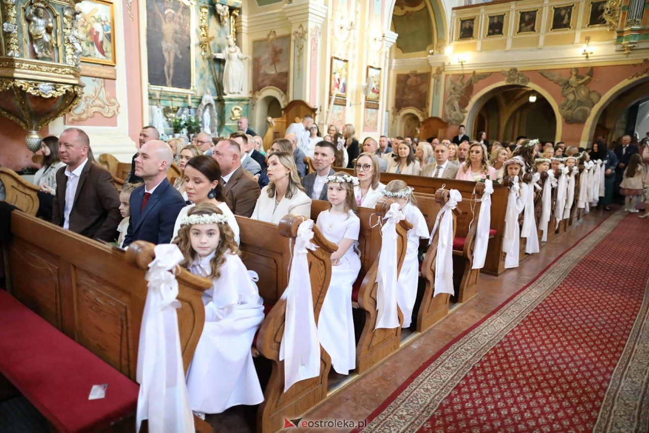 I Komunia Święta w sanktuarium pw. św. Antoniego Padewskiego [.09.05.2026] - zdjęcie #56 - eOstroleka.pl