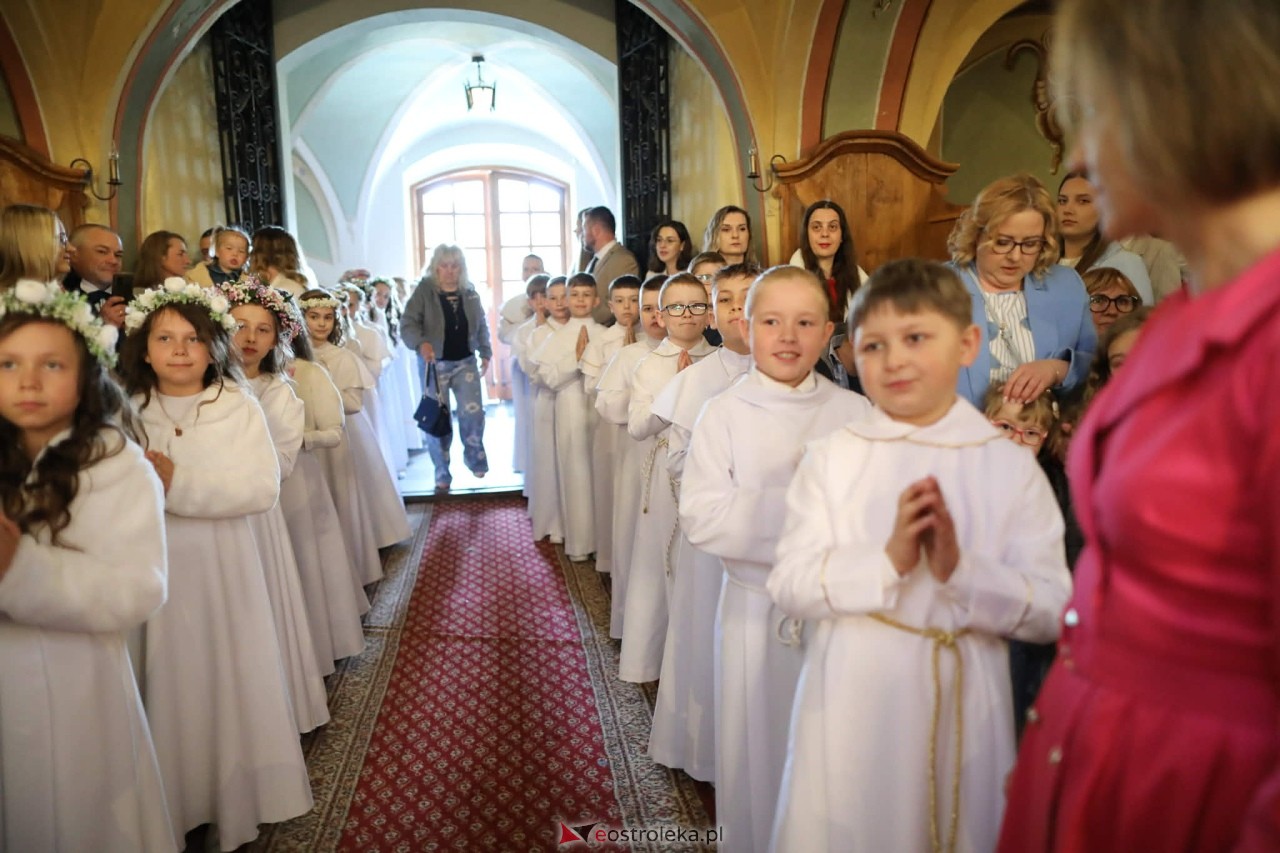 I Komunia Święta w sanktuarium pw. św. Antoniego Padewskiego [.09.05.2026] - zdjęcie #52 - eOstroleka.pl