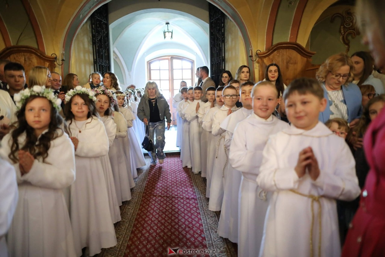 I Komunia Święta w sanktuarium pw. św. Antoniego Padewskiego [.09.05.2026] - zdjęcie #47 - eOstroleka.pl