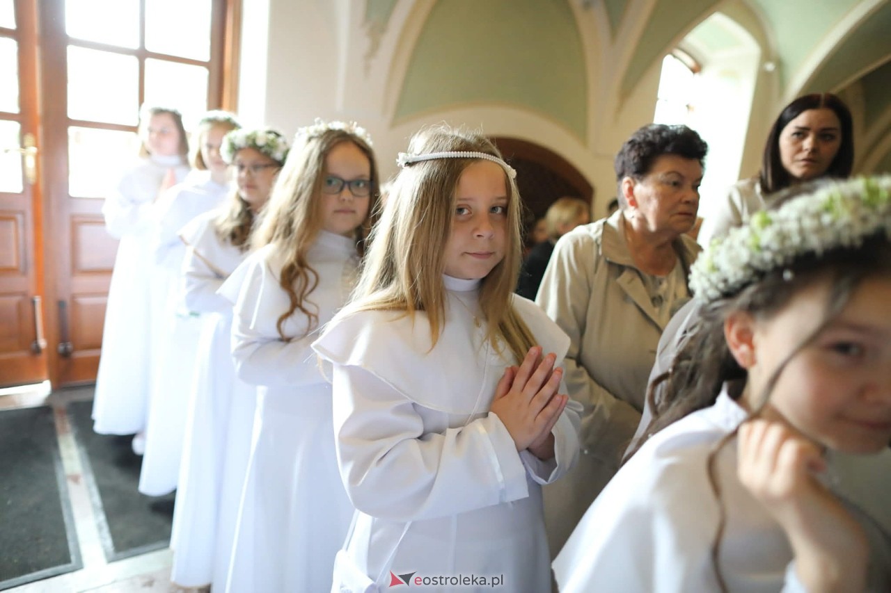 I Komunia Święta w sanktuarium pw. św. Antoniego Padewskiego [.09.05.2026] - zdjęcie #46 - eOstroleka.pl