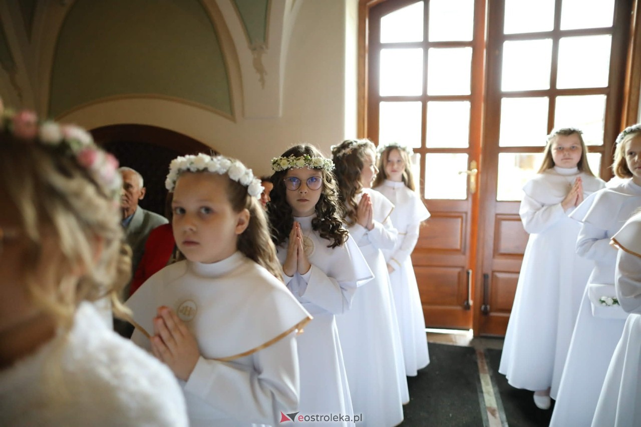 I Komunia Święta w sanktuarium pw. św. Antoniego Padewskiego [.09.05.2026] - zdjęcie #39 - eOstroleka.pl