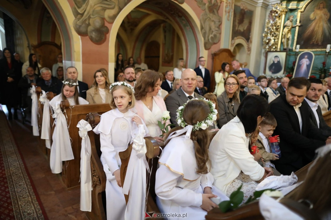 I Komunia Święta w sanktuarium pw. św. Antoniego Padewskiego [.09.05.2026] - zdjęcie #38 - eOstroleka.pl