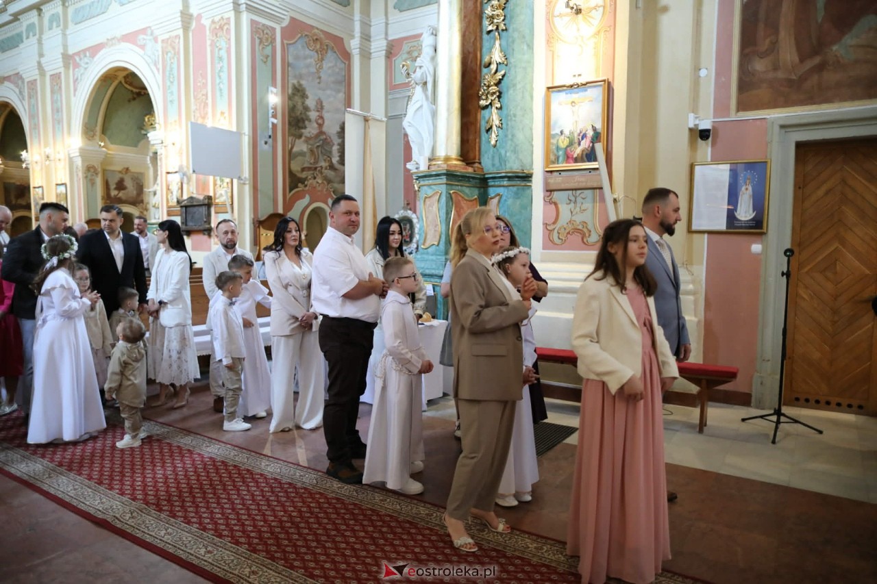 I Komunia Święta w sanktuarium pw. św. Antoniego Padewskiego [.09.05.2026] - zdjęcie #32 - eOstroleka.pl