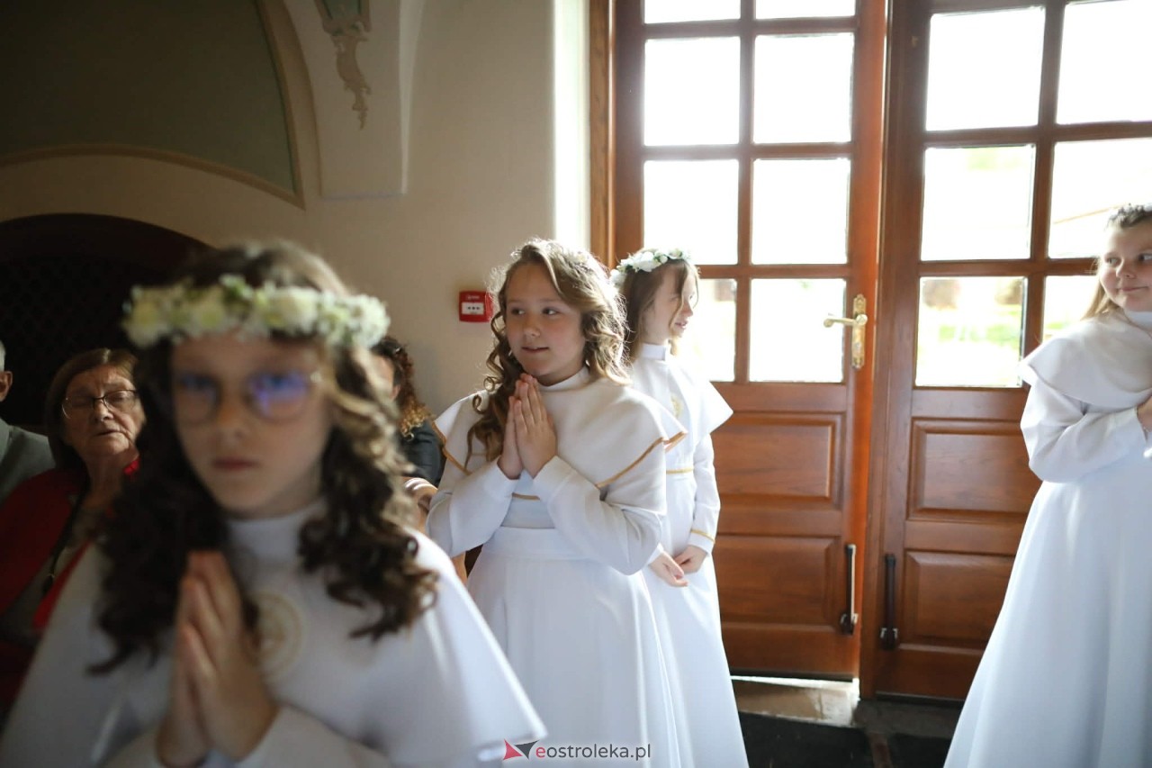I Komunia Święta w sanktuarium pw. św. Antoniego Padewskiego [.09.05.2026] - zdjęcie #13 - eOstroleka.pl
