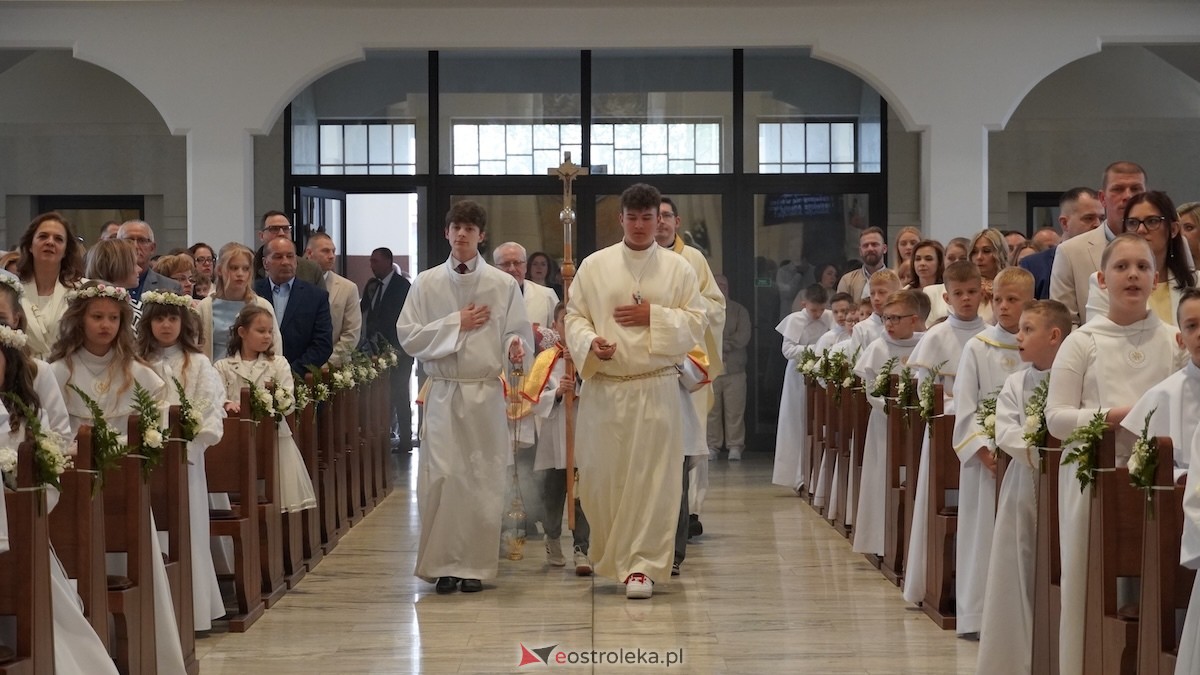I Komunia Święta w parafii pw. św. Franciszka z Asyżu [09.05.2026] - zdjęcie #21 - eOstroleka.pl