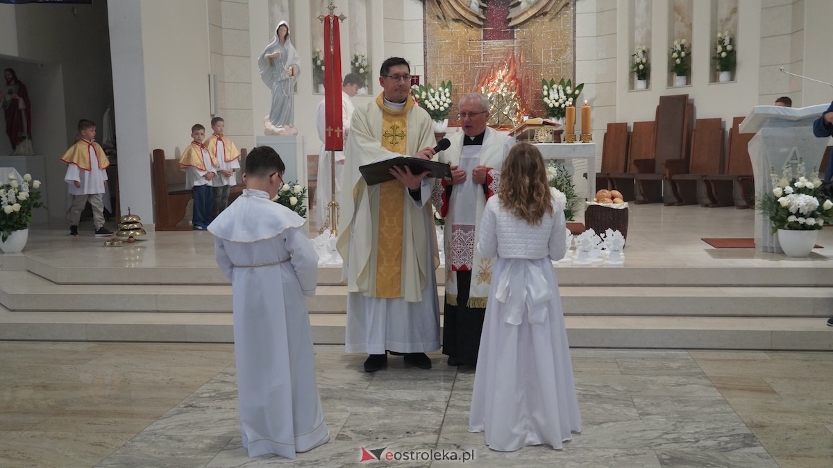 I Komunia Święta w parafii pw. św. Franciszka z Asyżu [09.05.2026] - zdjęcie #15 - eOstroleka.pl