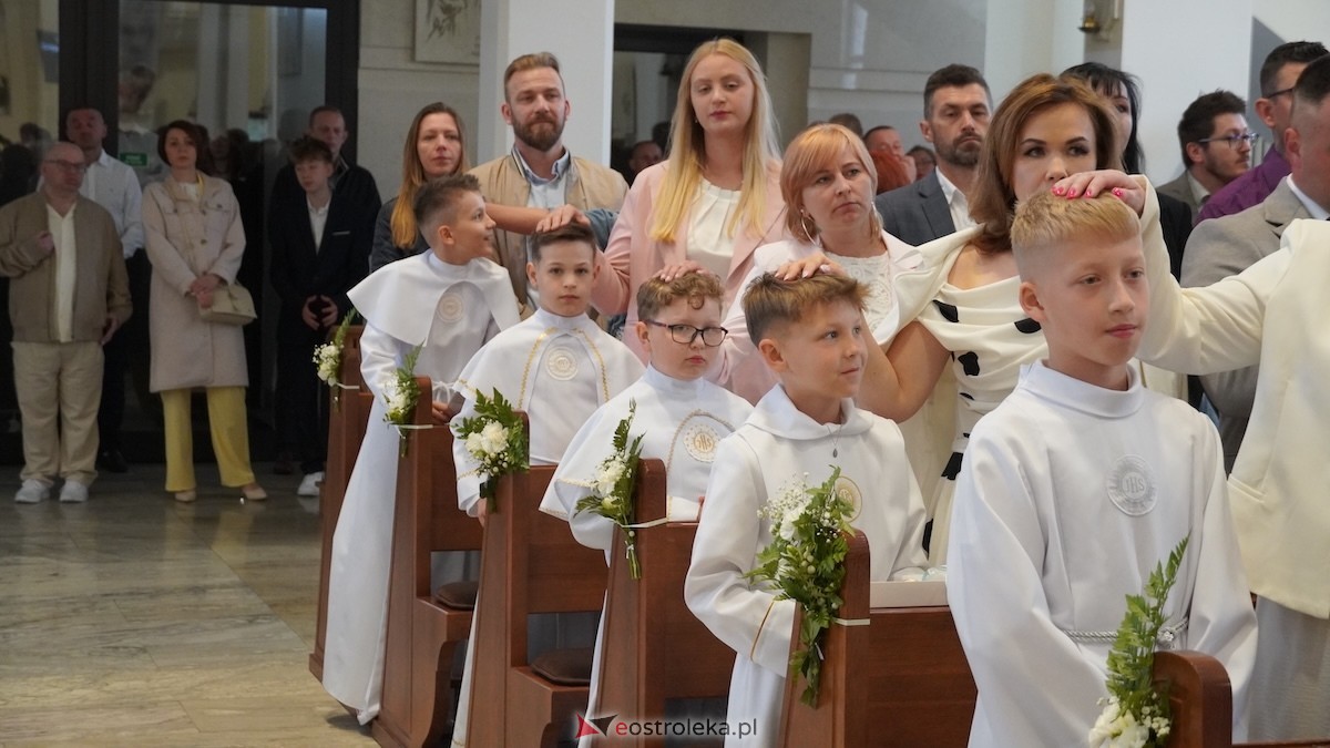 I Komunia Święta w parafii pw. św. Franciszka z Asyżu [09.05.2026] - zdjęcie #9 - eOstroleka.pl