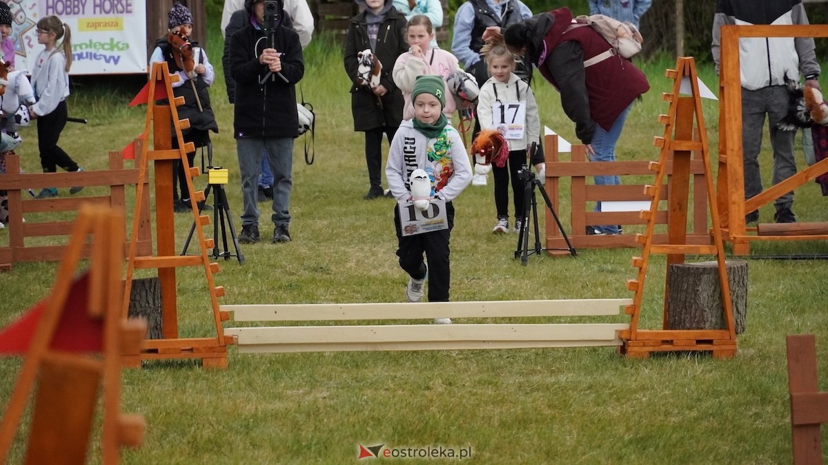 Towarzyskie Zawody Hobby Horse w Ostrołęce [09.05.2026] - zdjęcie #80 - eOstroleka.pl
