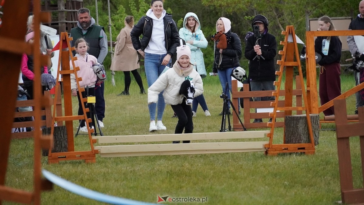 Towarzyskie Zawody Hobby Horse w Ostrołęce [09.05.2026] - zdjęcie #76 - eOstroleka.pl