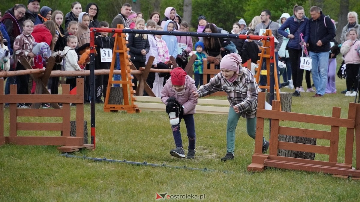 Towarzyskie Zawody Hobby Horse w Ostrołęce [09.05.2026] - zdjęcie #69 - eOstroleka.pl