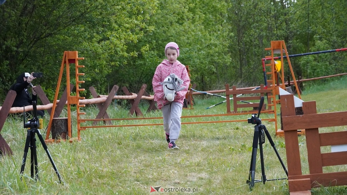 Towarzyskie Zawody Hobby Horse w Ostrołęce [09.05.2026] - zdjęcie #27 - eOstroleka.pl