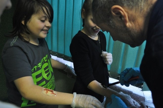 Mali Ratownicy: Uczniowie uczyli się ratować życie [2.XII.2011] - zdjęcie #16 - eOstroleka.pl