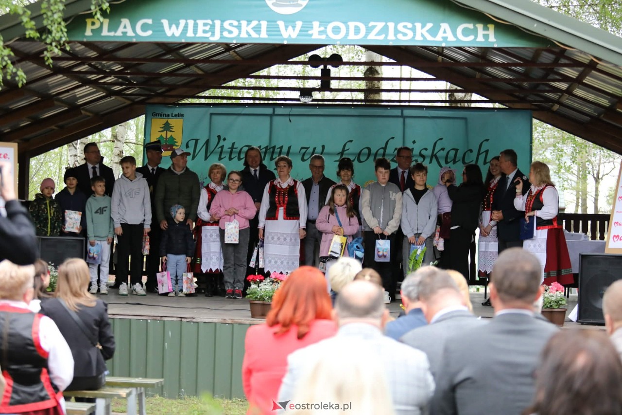 Uroczyste otwarcie świetlicy wiejskiej w Łodziskach [09.05.2026] - zdjęcie #57 - eOstroleka.pl