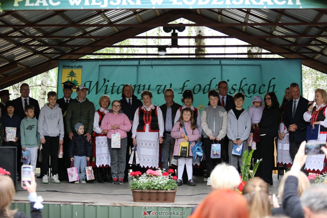 Uroczyste otwarcie świetlicy wiejskiej w Łodziskach [09.05.2026] - zdjęcie #38 - eOstroleka.pl