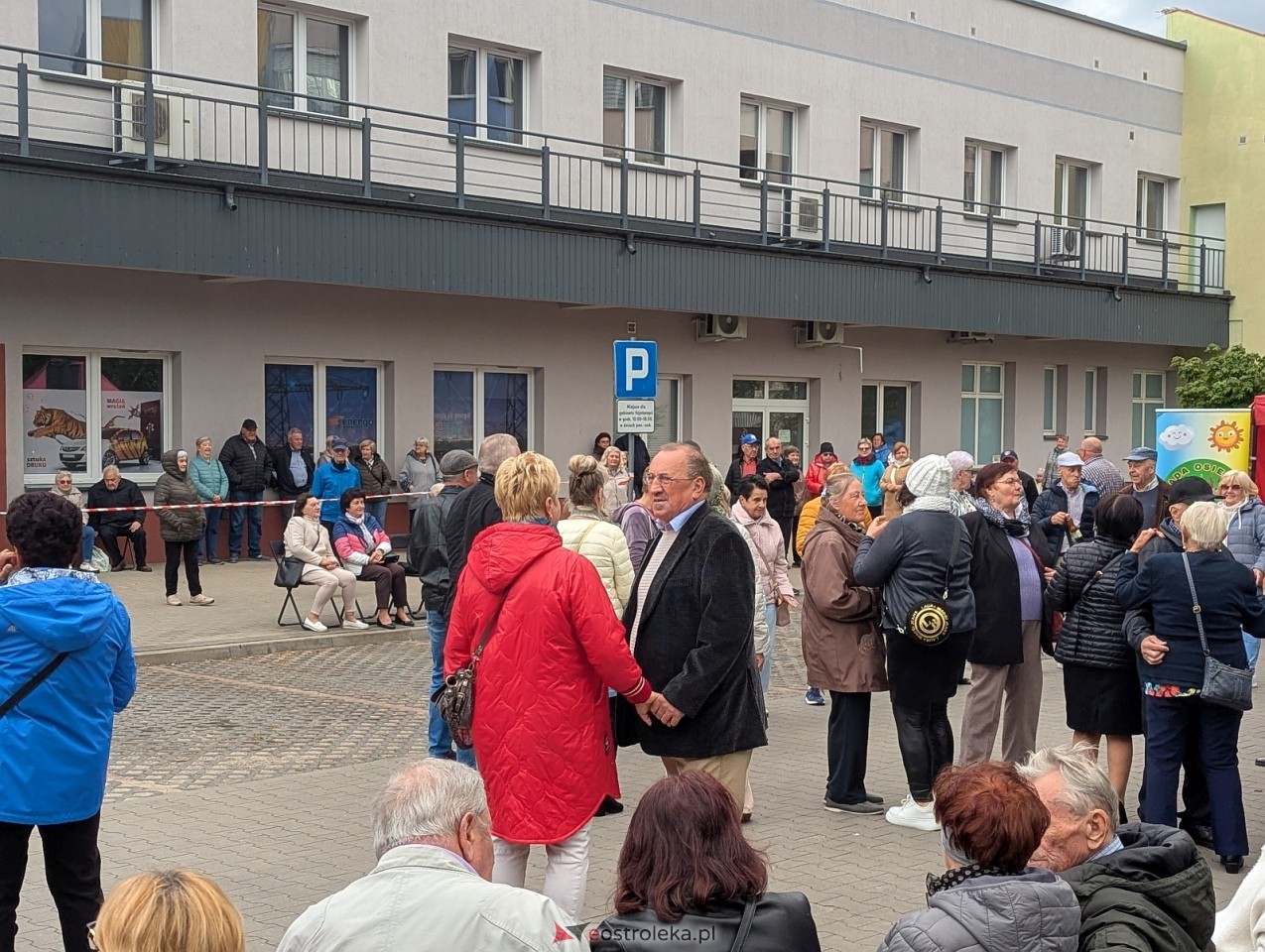 Potańcówka na osiedlu Dzieci Polskich w Ostrołęce [9.05.2026] - zdjęcie #47 - eOstroleka.pl