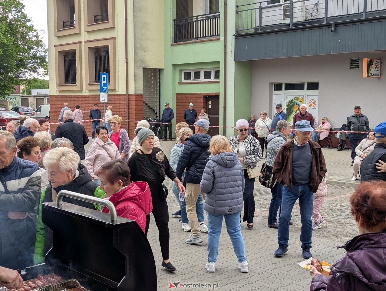 Potańcówka na osiedlu Dzieci Polskich w Ostrołęce [9.05.2026] - zdjęcie #40 - eOstroleka.pl
