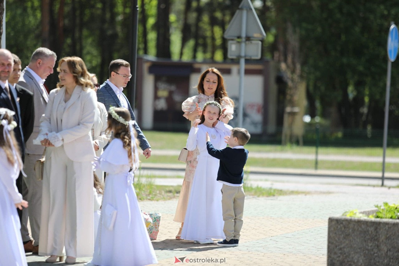 Pierwsza Komunia Święta w parafii pw. Zbawiciela Świata [10.05.2026] - zdjęcie #117 - eOstroleka.pl