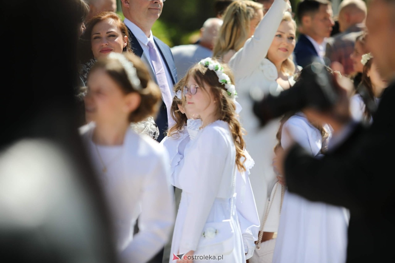 Pierwsza Komunia Święta w parafii pw. Zbawiciela Świata [10.05.2026] - zdjęcie #34 - eOstroleka.pl