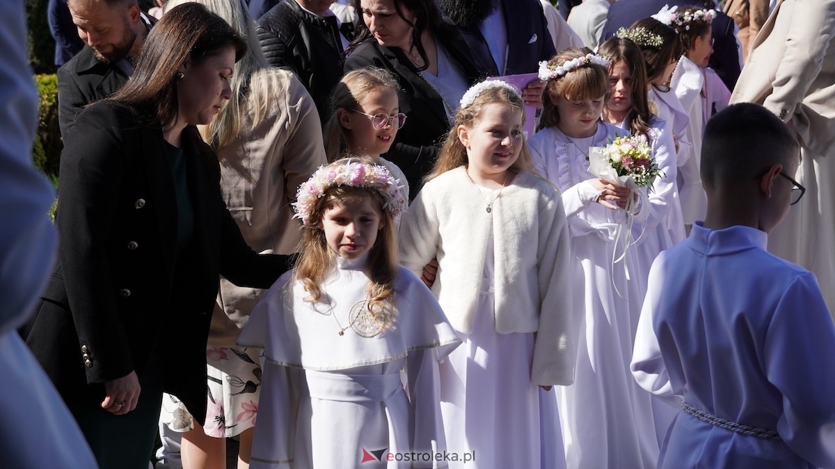 I Komunia Święta w parafii pw. św. Wojciecha w Ostrołęce [10.05.2026] - zdjęcie #34 - eOstroleka.pl