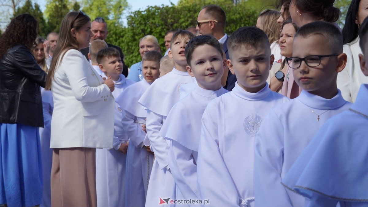I Komunia Święta w parafii pw. św. Wojciecha w Ostrołęce [10.05.2026] - zdjęcie #25 - eOstroleka.pl