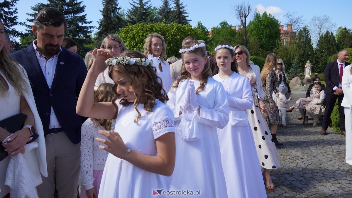 I Komunia Święta w parafii pw. św. Wojciecha w Ostrołęce [10.05.2026] - zdjęcie #17 - eOstroleka.pl