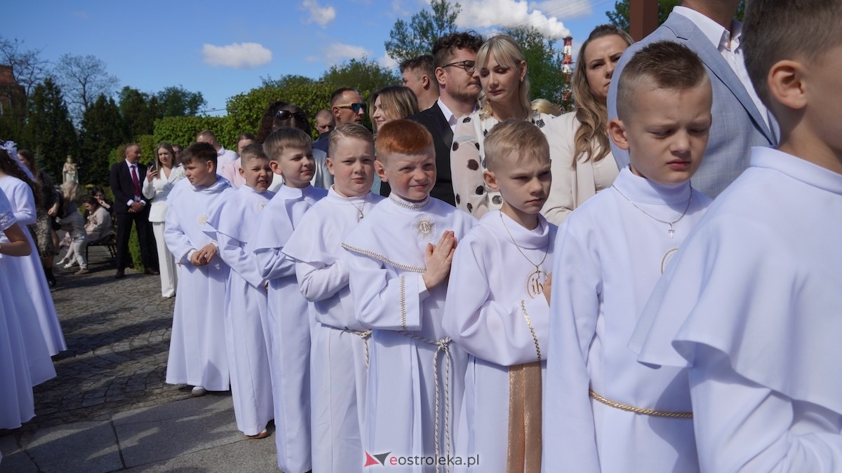 I Komunia Święta w parafii pw. św. Wojciecha w Ostrołęce [10.05.2026] - zdjęcie #14 - eOstroleka.pl